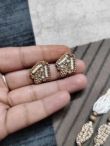 Elegant Beaded Necklace &amp; Earring Set