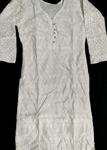 Elegant White Chikankari Kurta