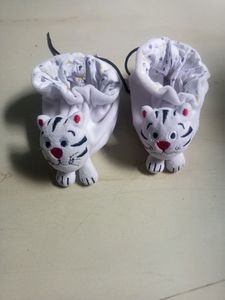 Mickey Baby Shoes 6-9 Months