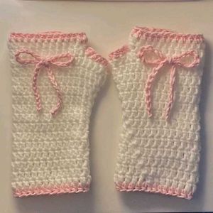 Crocheted Hans scarf