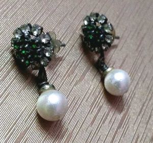 Elegant Pearl Drop Earrings with Emerald Accents