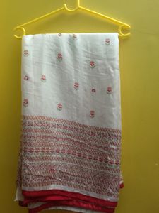 Cream And Red Saree With Blouse