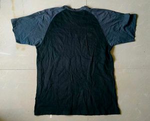 Vintage Y2K raglan sleeve tshirt