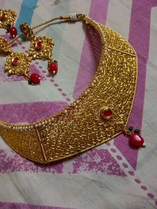 Gold Plated Necklace with Earrings &amp; Maangtika