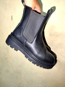 Chunky Black Chelsea Boots