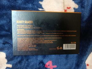 Beauty Glazed Glitter Eyeshadow Palette
