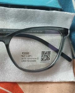 Lenskart Air Essentials Cat Eyeglasses