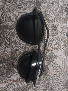Round Black Sunglasses with mirror