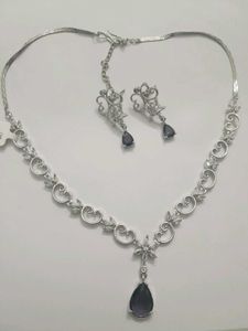 Elegant Necklace and Earring Set