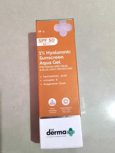 The Derma Co. Hyaluronic Sunscreen Aqua Gel SPF 50