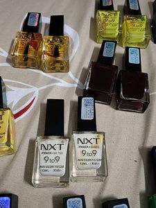 Primer +Gloss Nail Paints
