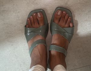 CLASSIC sea green heel sandals