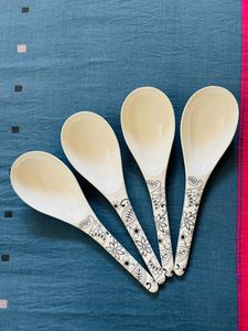 4 Serving Spoons