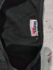 Tommy Hilfiger Black tshirt