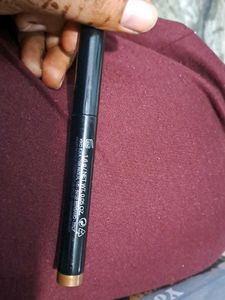 Kiko Kajal Eyeliner