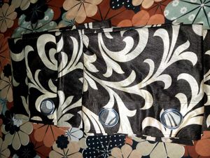 4 seven ft Elegant Damask Print curtains