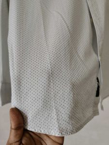 Men's Dotted Casual Shirt 42 cms