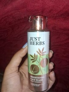 Just Herbs Brightening Face Wash