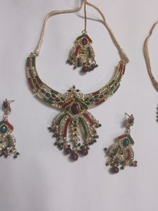 te Two Multi Colour Necklace With Maang Tikka Comb