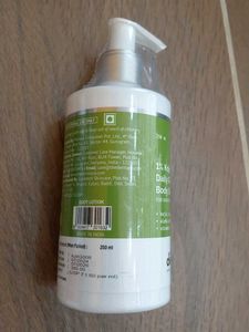 Derma Co Body Serum