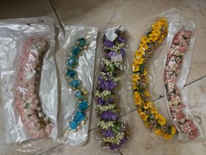 Assorted Floral Hair Accessories Set
