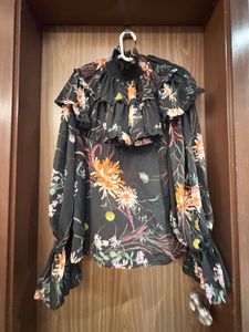 Chic Floral Print Blouse