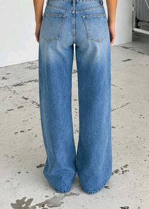 Distressed Wide Leg Jeans