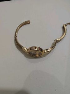 Elegant Gold Bangle Watch