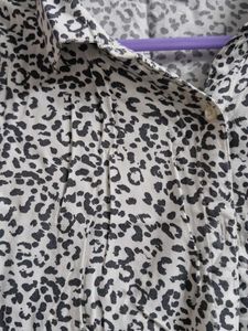 Stylish Leopard Print Tie-Front Top