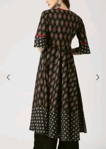 Paisley Printed Kurta With Ethnic Jacket