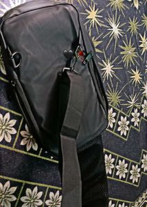 Waterproof Anti-Theft USB Backpack – Like New | Se