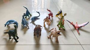 Dinosaur Toy Set