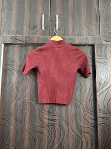 Ribbed Mock Neck Crop Top