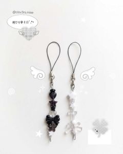 ‧˚꒰💬꒱ Matching couple phone charm ˚. ᵎᵎ