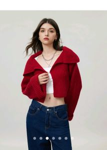 Chic Red Knit clasp hook Cropped Sweater