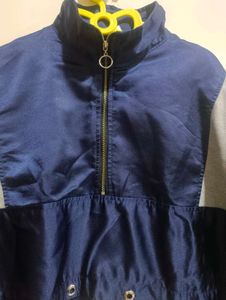 Stylish Colorblock Pullover Jacket