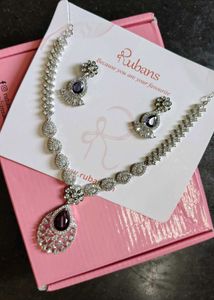 price drop 💥Rubans Necklace and Earring Set