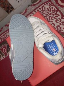 Red Tape Sneakers