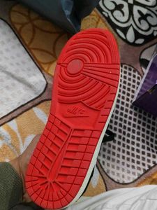 Air Jordan 1 "Chicago" Red &amp; White