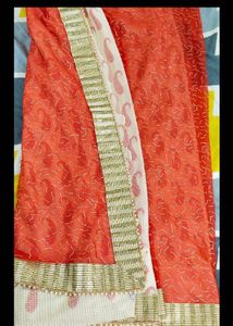 🔥SALE🔥Designer Saree with Golden Border