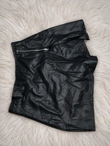 Faux Leather Zipper Pants