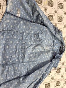 Sleeveless Denim Star Print Shirt