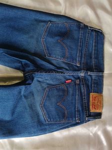 Levi's 710 Super Skinny Jeans Mid Rise