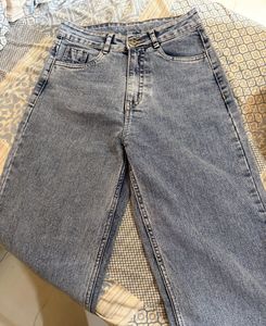 Washed straight leg Denim Jeans