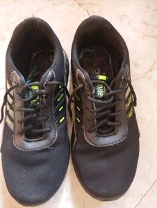 Black Sports Shoe