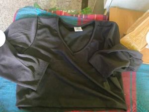 Chic Black Long Sleeve Crop Top
