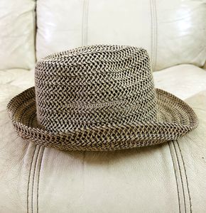 🎩Unisex Hat (Cream Colour - Free size)