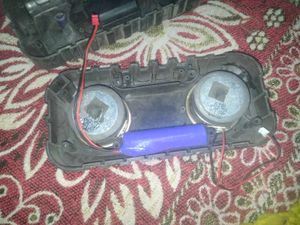 2 speaker 1 battery 1500 mah