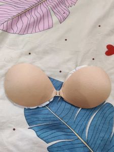 Stick-on Bra for Backless Outfits