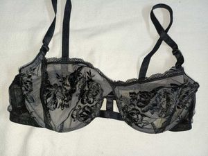 Black Lace Floral Bra
